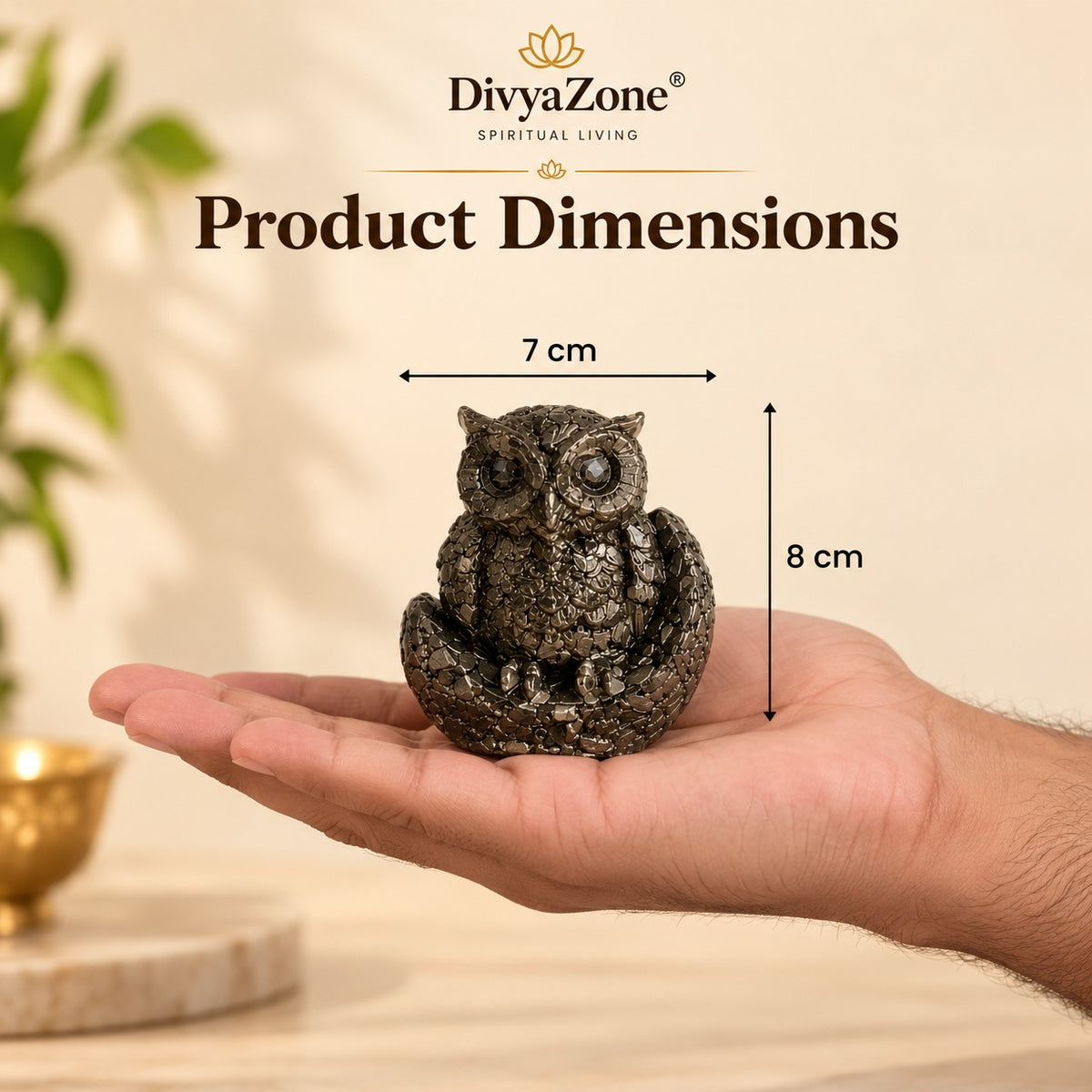 Large Pyrite Owl figurine displayed on a hand showing product dimensions of 7 cm width and 8 cm height